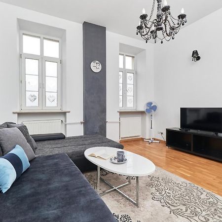 Rynek Apartment The Heart Of The City By Noclegi Renters Wroclaw Exterior photo