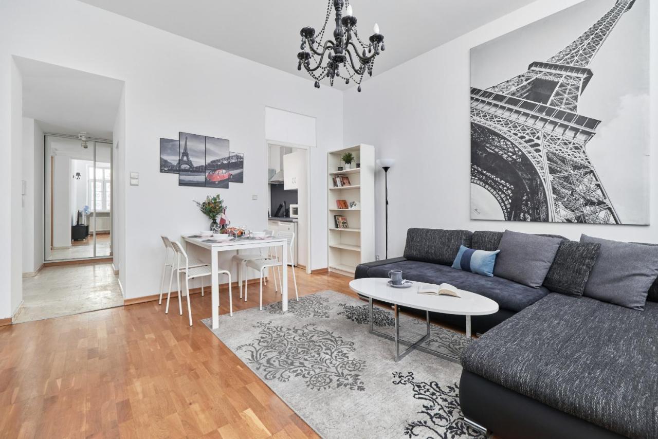 Rynek Apartment The Heart Of The City By Noclegi Renters Wroclaw Exterior photo